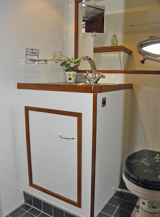 Vorschiff, Innenausstattung